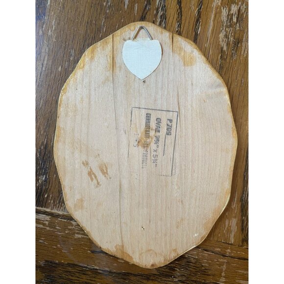 Vintage 1973 W. Mann Wooden Plaque With Girl & Umbrella Illustration - Picture 3 of 6